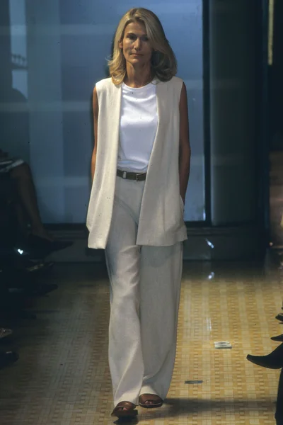 Look 8
